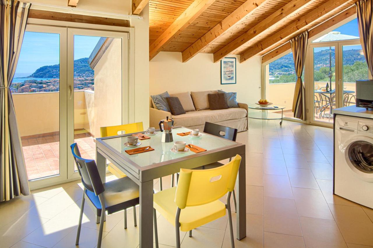Appartamenti Villa Il Poggiolo Diano Marina Bagian luar foto