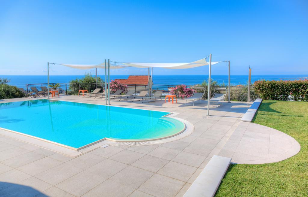 Appartamenti Villa Il Poggiolo Diano Marina Bagian luar foto