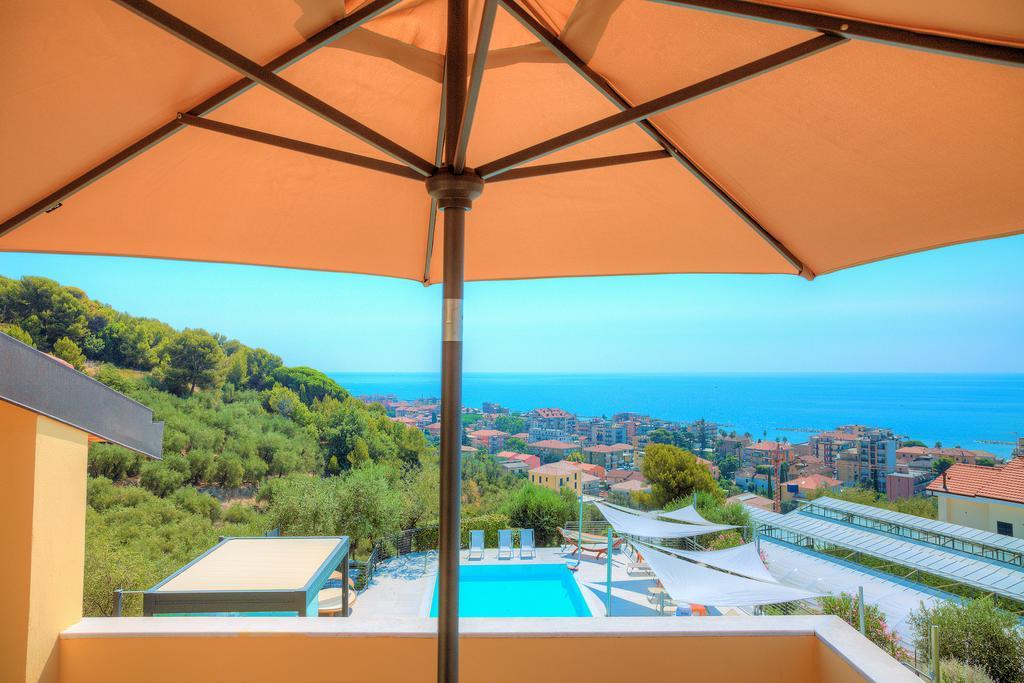 Appartamenti Villa Il Poggiolo Diano Marina Bagian luar foto